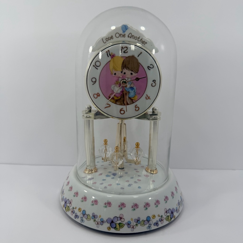 VTG Precious Moments Love One Another Anniversary Revolving Dome Clock 2006